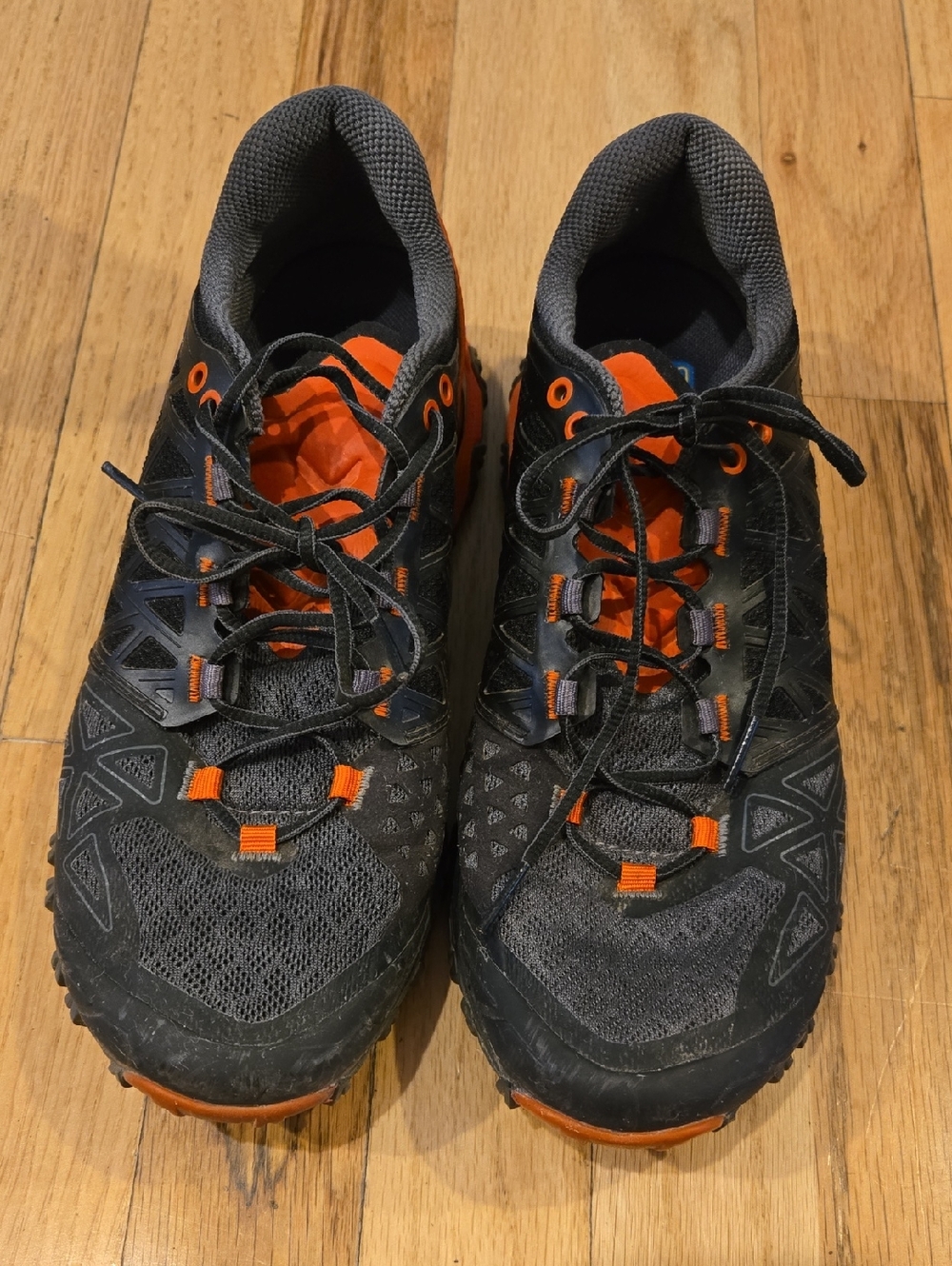 La Sportiva Men's Black & Orange Trail Running Shoes (8.5)
